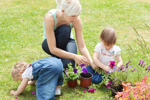 Complaint resolution meeting for landscaping service